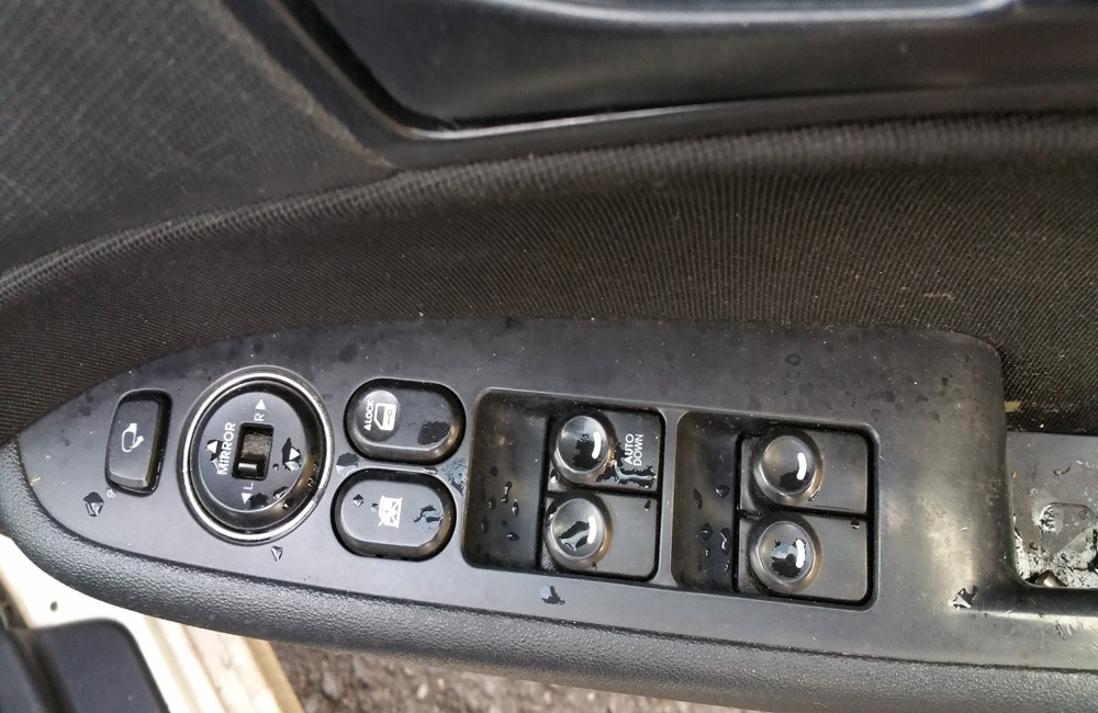 Hyundai I30 Comfort CRDI Window switch driver side front